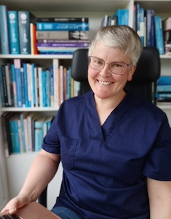 Veterinarian Dr. Carolin Schröder